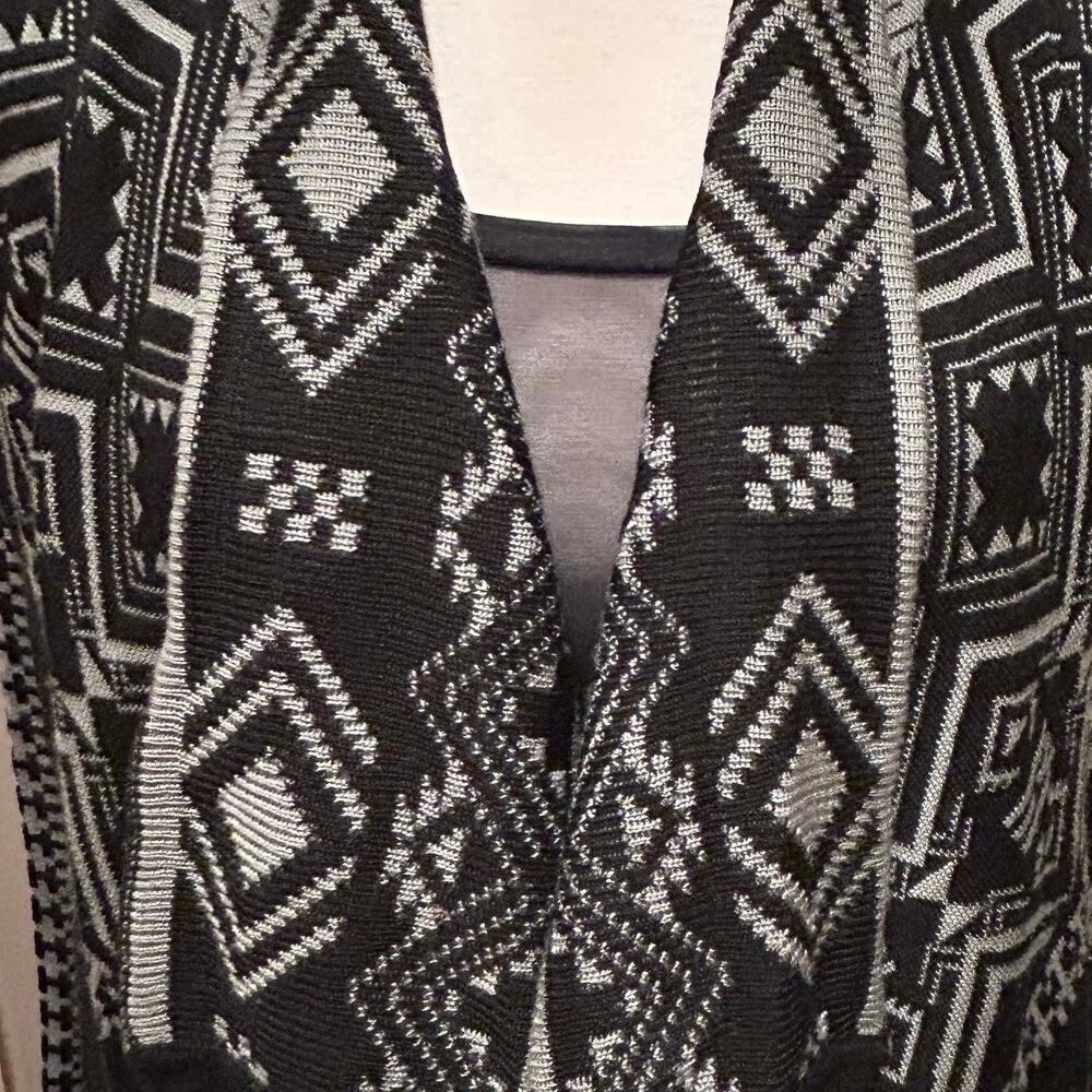 Everly Open Cascade Black and White Aztec Cardigan, Size Small - Picture 5 of 8